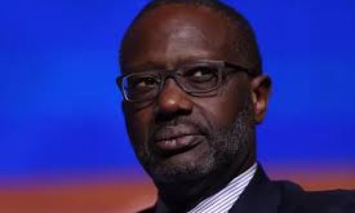 Présidentielle 2025 : Tidjane Thiam bloqué à Paris, son passeport diplomatique invalidé