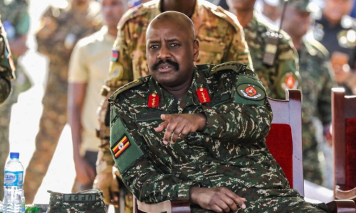Ouganda : la décision choc du fils de Museveni qui fait trembler les médias