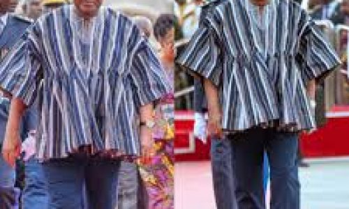 Ghana : le port du Batakari instauré chaque mercredi pour valoriser l’identité culturelle