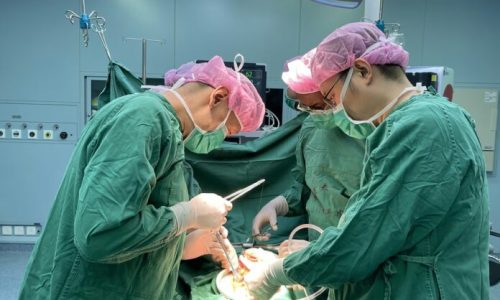 L’IA fait exploser le nombre d’erreurs chirurgicales dans les blocs opératoires