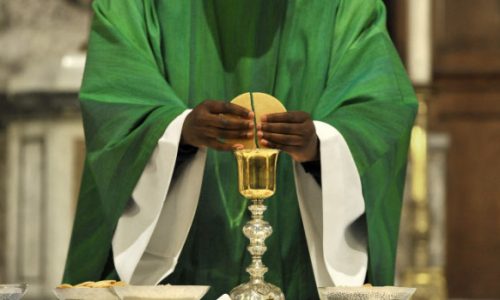 Togo : un faux prêtre démasqué par la Communauté des Frères Missionnaires des Campagnes à Sokodé