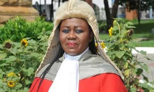 Crise de confiance dans la justice ghanéenne : la présidente de la Cour suprême remerciée