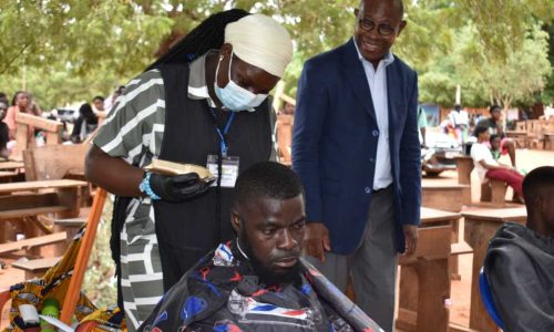 Togo : Les initiatives du ministre Isaac Tchiakpé portent leurs fruits avec 51 000 candidats au CFA
