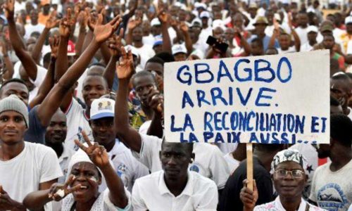 Présidentielle ivoirienne : trois ans de prison ferme pour 32 manifestants, à quatre jours du scrutin