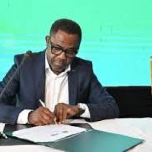 CAN controversée : Vérone Mosengo-Omba nie tout départ forcé