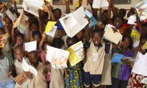 Burundi : une écrivaine valorise la culture locale dans des contes pour enfants