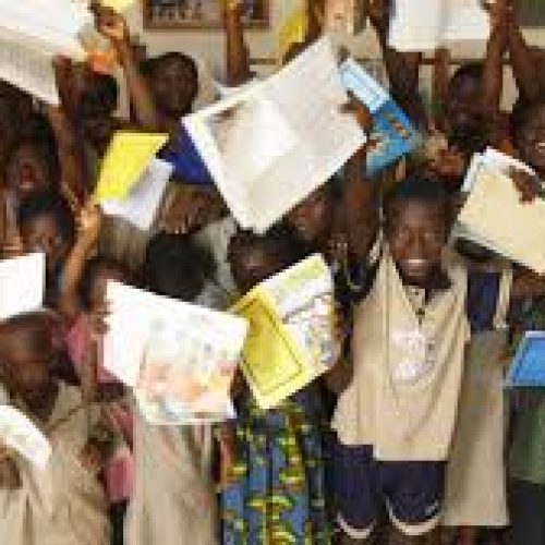 Burundi : une écrivaine valorise la culture locale dans des contes pour enfants