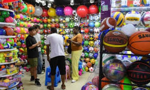Coupe du monde 2026 : boom des exportations d’articles sportifs à Yiwu