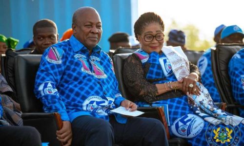 Ghana : Le couple présidentiel offre un complexe de 5 000 places à leur ancien lycée