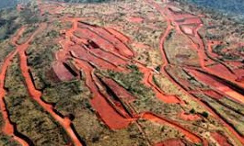 Guinée : le gigantesque gisement de fer de Simandou entre en phase d’exploitation