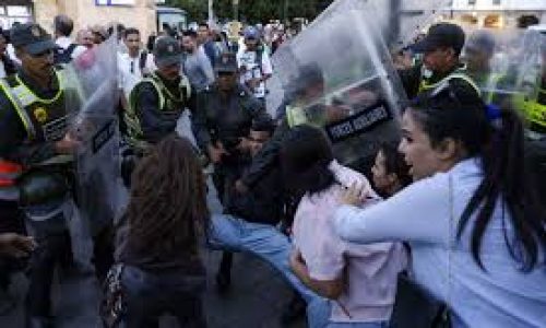 Maroc : la jeunesse de “GenZ 212” descend dans la rue pour réclamer santé et éducation