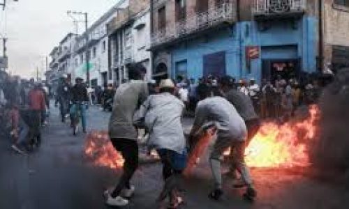 Madagascar : la jeunesse persiste dans la rue malgré le limogeage du gouvernement