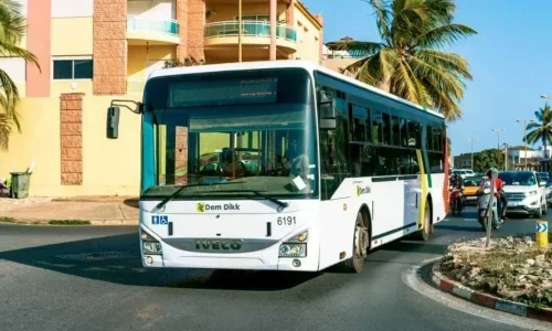 Dakar Dem Dikk : la présence de militaires dans les bus inquiète les syndicats